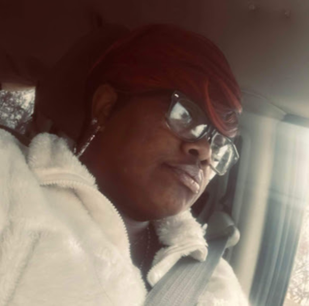 Meet your Posher, Renea